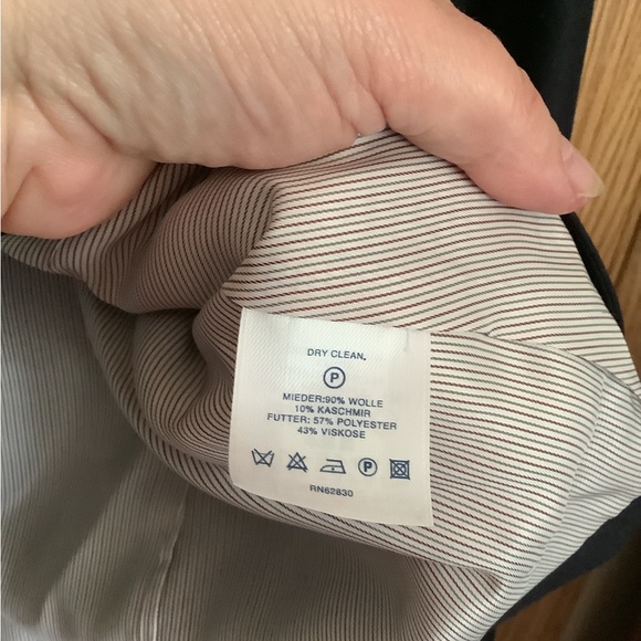 🍉 Lands End blazer 10, dark navy, lined, two buttons, pockets, stitching details - Picture 4 of 8